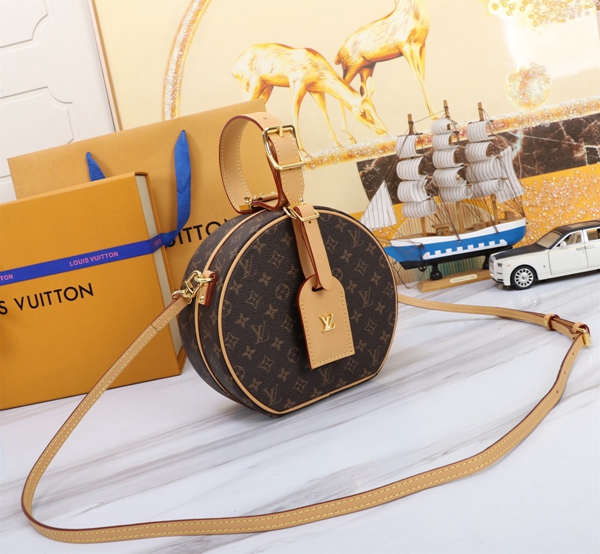 ルイヴィトンバッグ側面デザイン